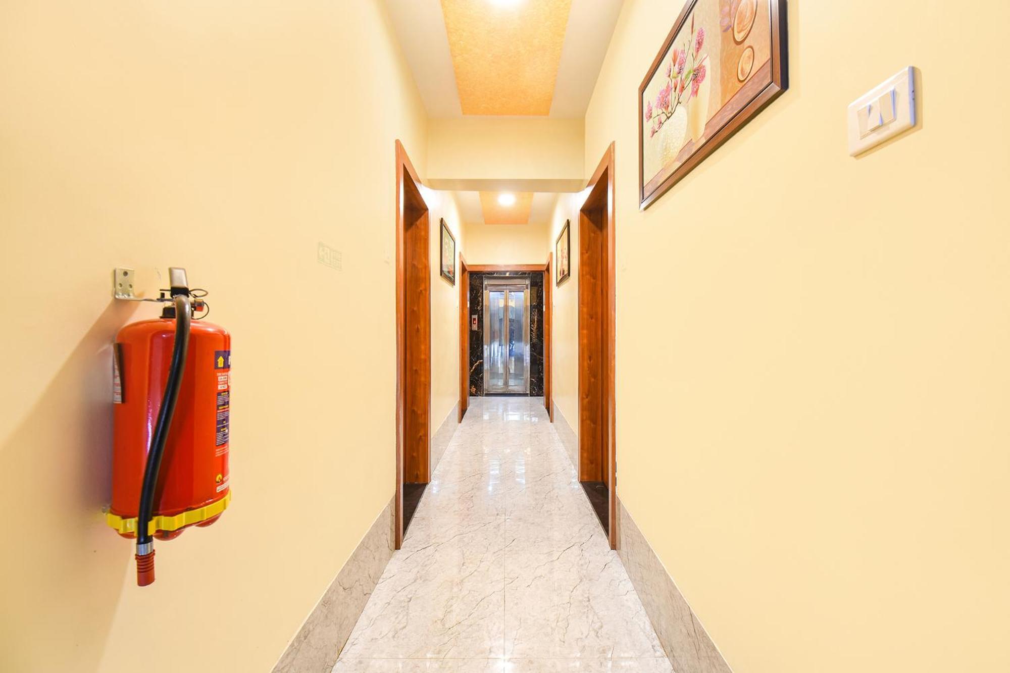 Fabhotel Prime Kharadi Residency - Nr Lohgaon Púna Exteriér fotografie