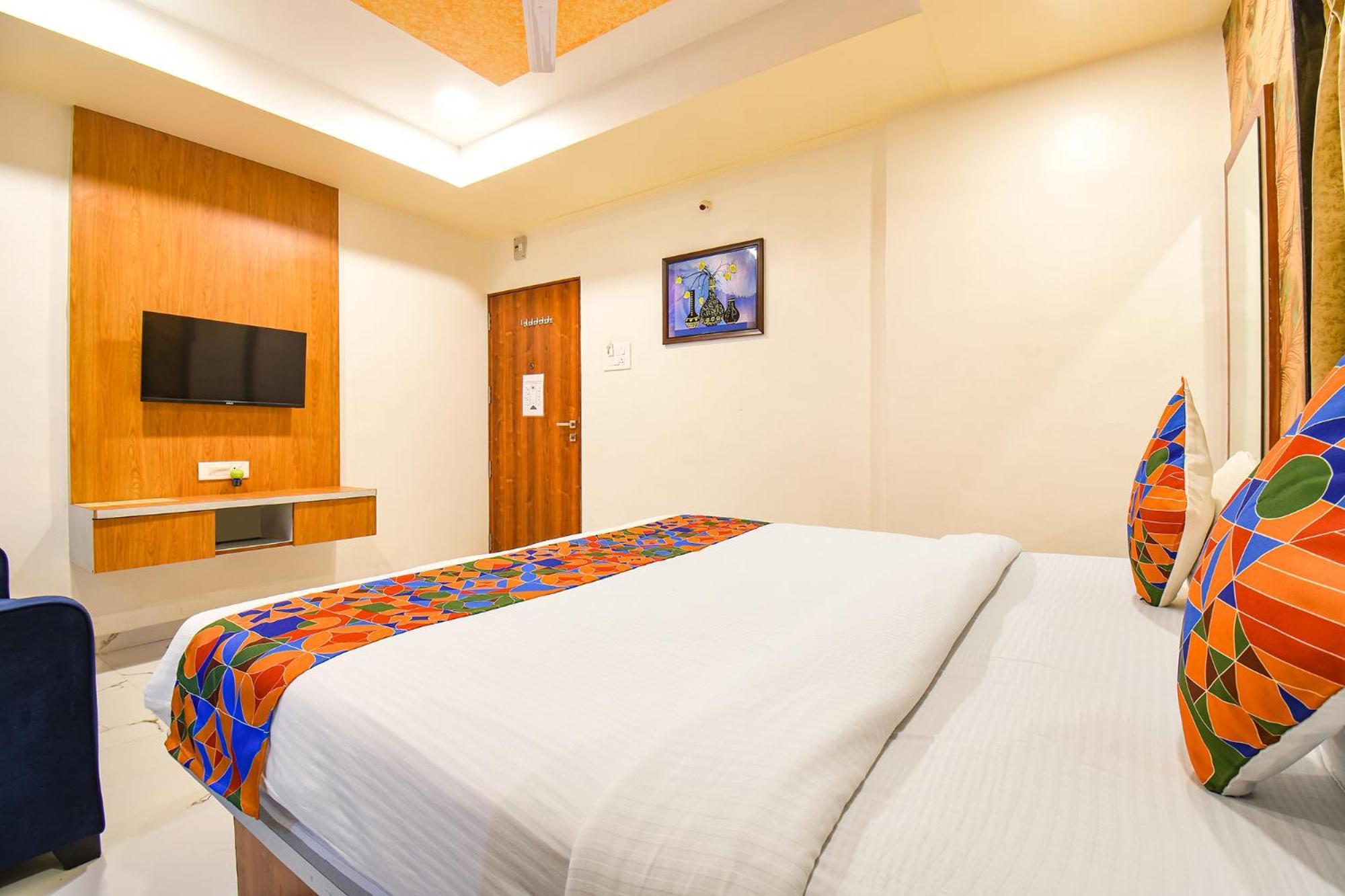 Fabhotel Prime Kharadi Residency - Nr Lohgaon Púna Exteriér fotografie